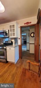204 LAKESIDE DRIVE, GLASSBORO, New Jersey 08028