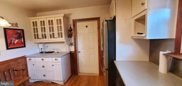 204 LAKESIDE DRIVE, GLASSBORO, New Jersey 08028