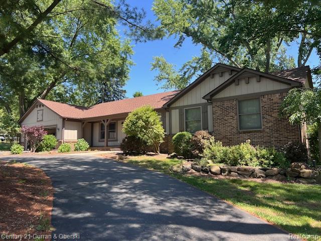 5463 Greenfield Road, Brighton, Michigan 48114, Estados Unidos