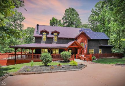 5736 N Pathways Drive, Unionville, Indiana 47468, USA