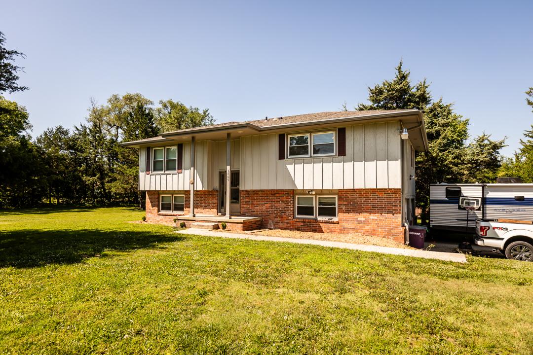 3409 Cedar Lane, Milford, Kansas 66514