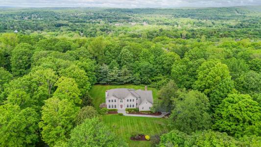 70 Hunters Ridge Road, Southbury, Connecticut 06488, USA