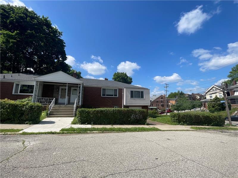 6306 Burchfield Ave, Pittsburgh, Pennsylvania 15217, HOA KỲ