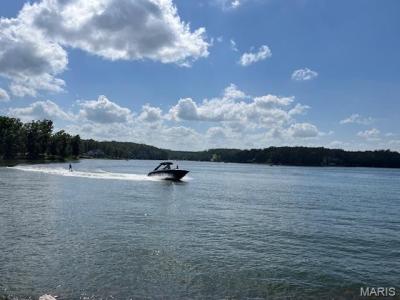 5031 Port Perry Drive, Perryville, Missouri 63775