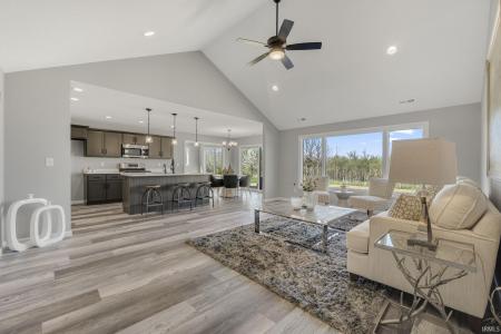 5165 Greyson Heights Drive, Auburn, Indiana 46706, Stati Uniti