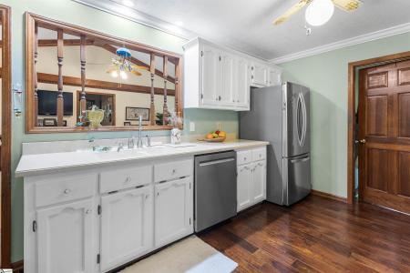 187 Teri Drive, Liberty, South Carolina 29657, USA