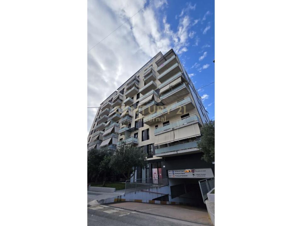 Sheshi Skënderbej (Qendër), Tirana, Albania