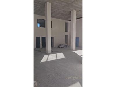 Petrelë, Tirana, Albania