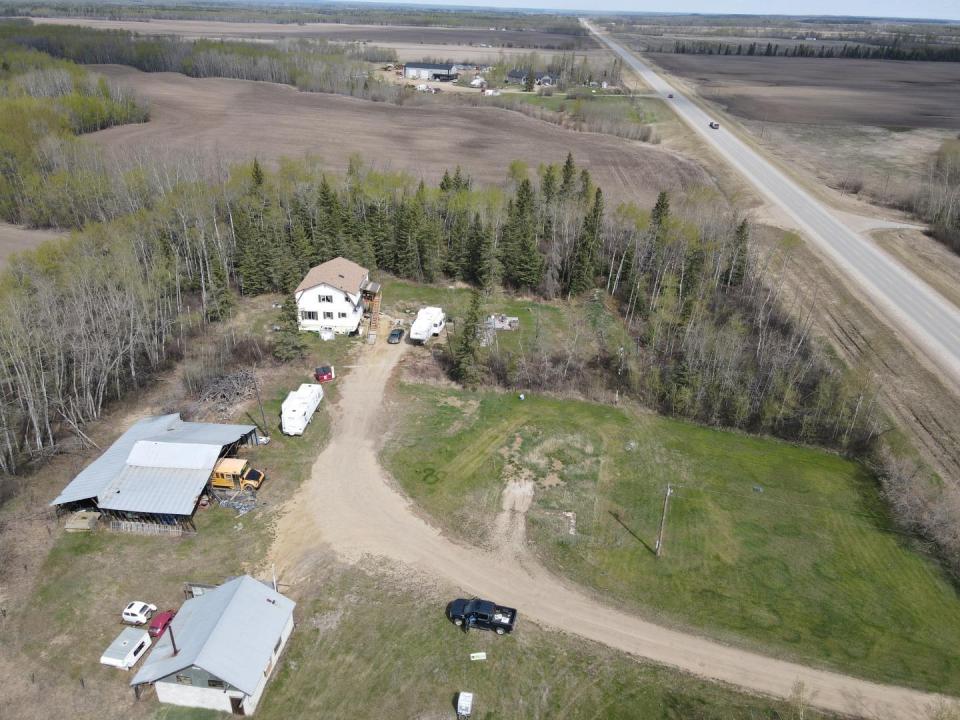 84434 HWY 688, Rural Northern Sunrise County, Alberta T8S 1S4, Canada