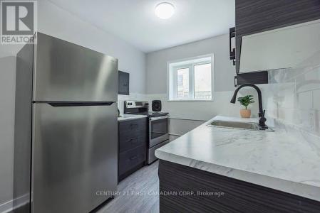 871 ADELAIDE STREET NORTH, London East (east B), Ontario N5Y 2M2, Canadá