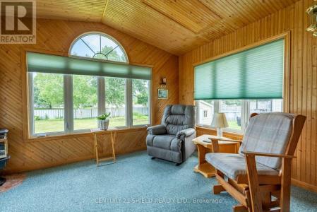1921 CONCORDE AVENUE, Cornwall, Ontario K6H 6M3, Canada