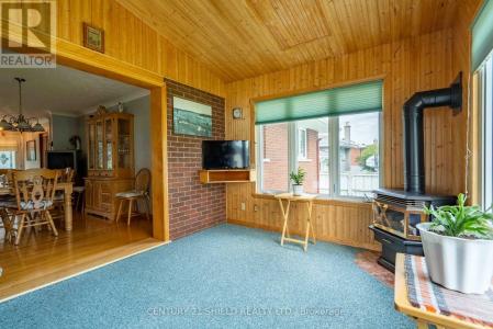 1921 CONCORDE AVENUE, Cornwall, Ontario K6H 6M3, Canada