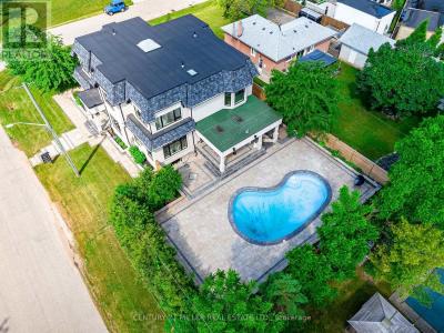 2049 WAKELY STREET, Oakville (wo West), Ontario L6L 2K3, Canadá