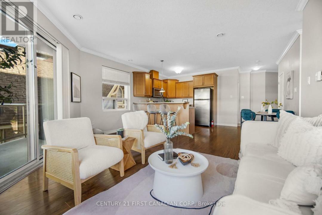 435 COLBORNE STREET, London East (east F), Ontario N6B 2T2, Canada