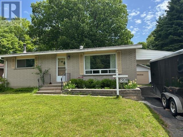 826 PINE ST, Sault Ste. Marie, Ontario P6B 3G3, CANADÁ