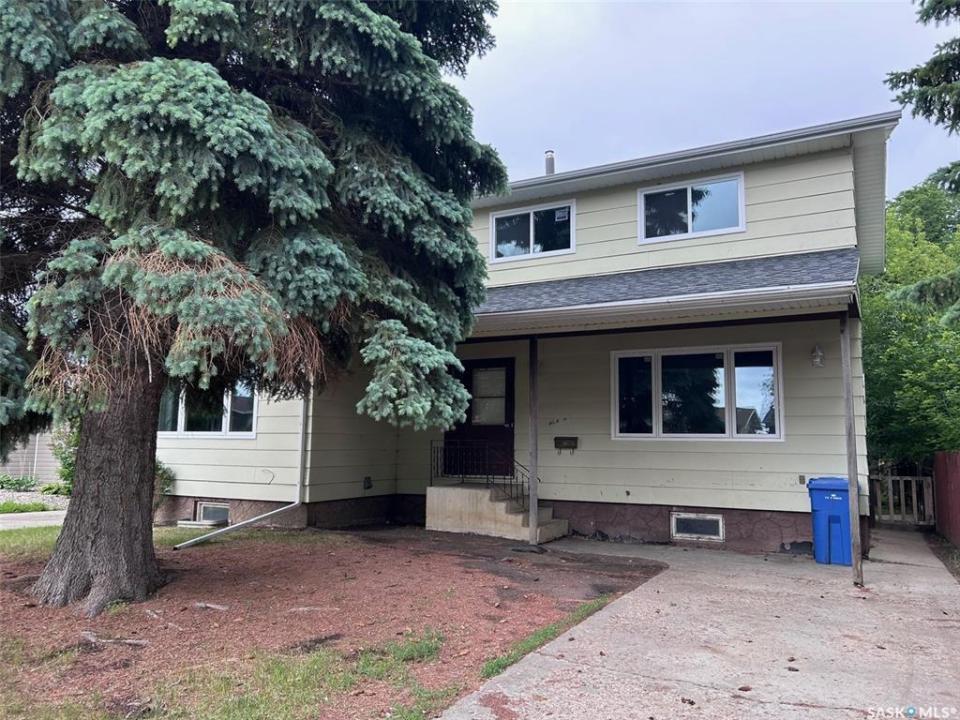 11357 CLARK DRIVE, North Battleford, 萨斯喀彻温省 S9A 3P6, 加拿大