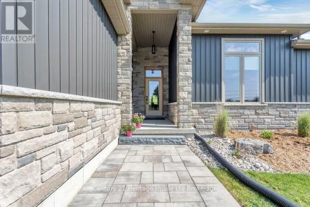584854 BEACHVILLE ROAD, South-west Oxford, Ontario N4S 7V6, Canadá
