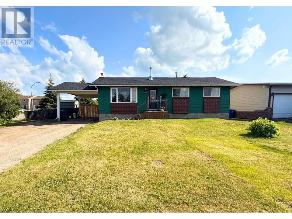 9007 103A AVENUE, Fort St. John, British Columbia V1J 2J4, Canada