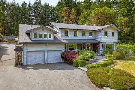 11376 OSPREY PL, North Saanich, British Columbia V8L 5K6, Canada