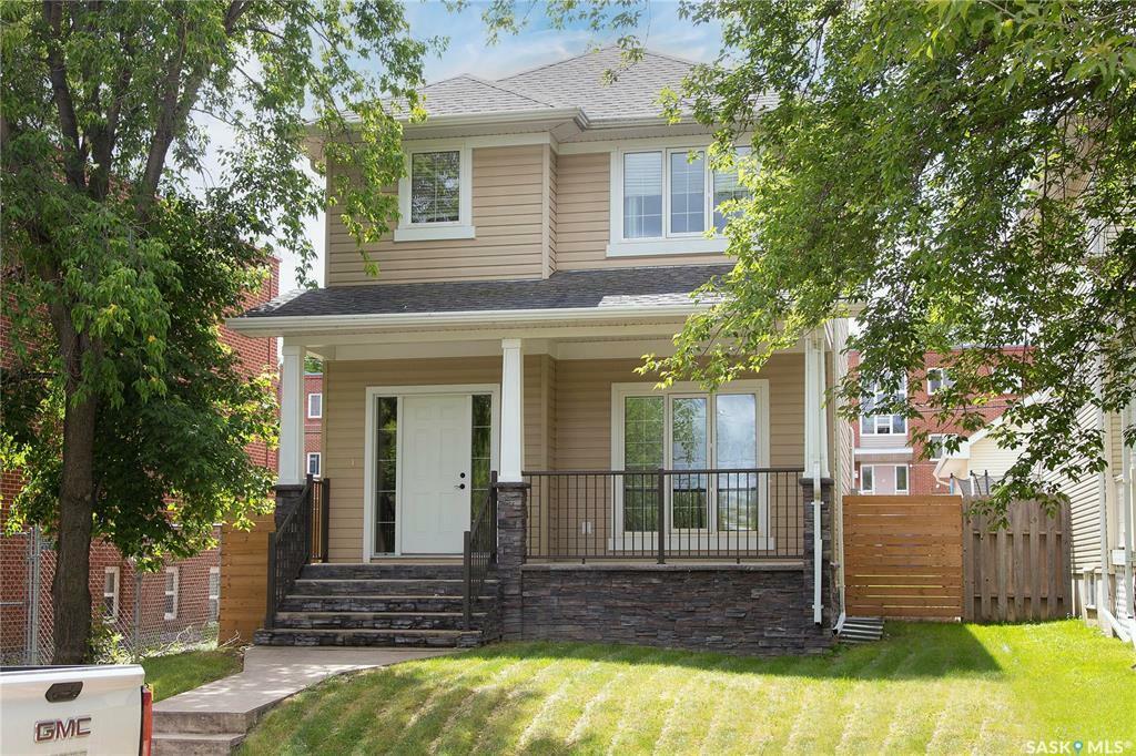 23 19TH STREET E, Prince Albert, Saskatchewan S6V 1J1, Canada
