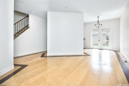 23 19TH STREET E, Prince Albert, Saskatchewan S6V 1J1, Canada
