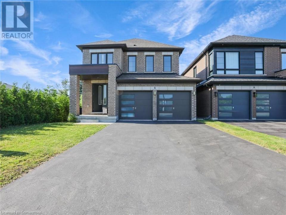 4 SLATER STREET STREET, Cambridge, Ontario N1R 0C4, Canada