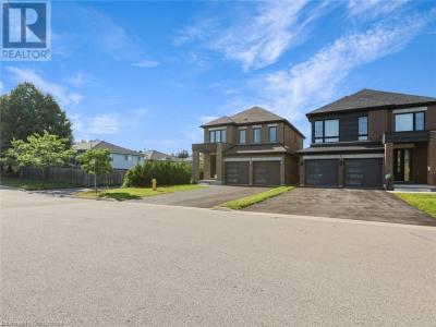 4 SLATER STREET STREET, Cambridge, Ontario N1R 0C4, Canada