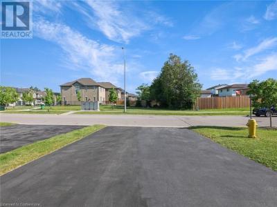 4 SLATER STREET STREET, Cambridge, Ontario N1R 0C4, Canada