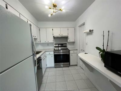 8591 RIVERSIDE DRIVE EAST, Windsor, Ontario N8S 1G3, Canadá
