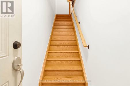 12 JOHN RUDKIN LANE, Markham (box Grove), أونتاريو L6B 1N7, كندا