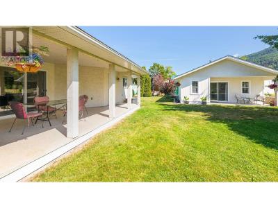 1506 1ST NW AVENUE, Creston, Kolumbia Brytyjska V0B 1G6, Kanada