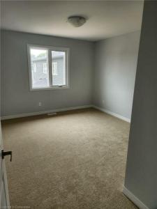 3266 PARKER AVENUE, Fort Erie, Ontario L0S 1N0, Canada