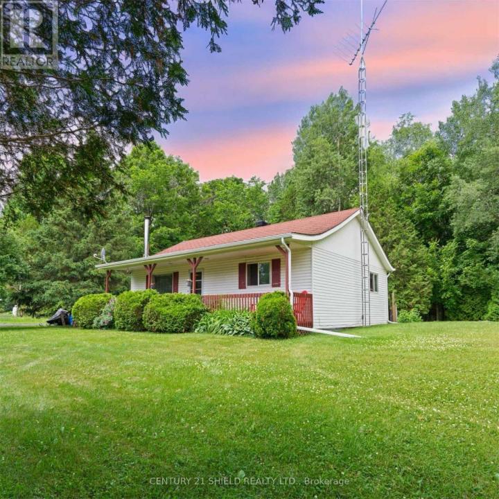 3842 LAKESIDE DRIVE, South Glengarry, Ontario K0C 1Z0, Canada