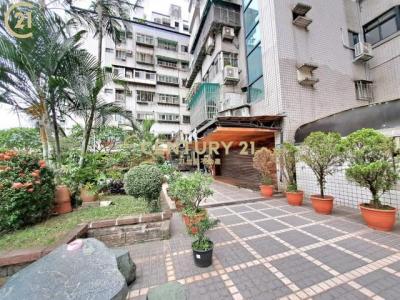 中華路二段, Xinzhuang Dist., 新北市 242, 台灣