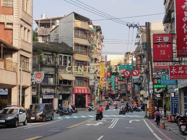 成功二路, Zhongshan Dist., Cơ Long 203, Đài Loan