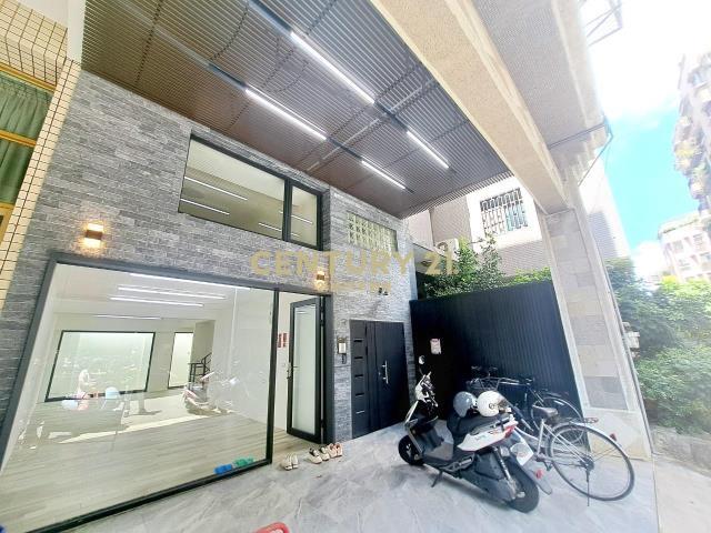 模範街, West Dist., Taichung 403, Taiwan