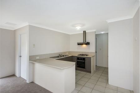 8/6 Gold Court, Maddington, WA 6109, Australia
