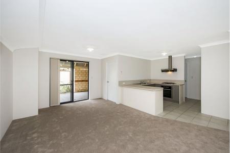 8/6 Gold Court, Maddington, WA 6109, Australia
