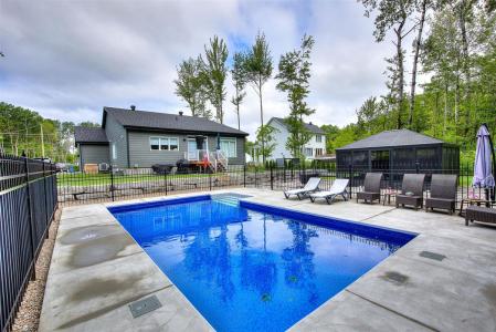 3051 Rue du Ravin-Boisé, Vaudreuil-Dorion, كيبيك J7V 5E5, كندا