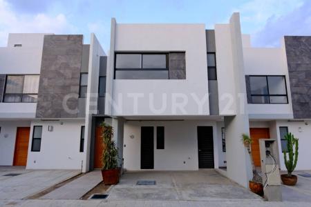 Blvd. de Los Lagos Sur IV 1404,, San Andrés Cholula, Puebla 72830, Mexico