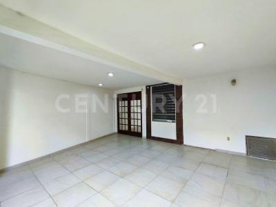 MONJARAZ 301,, León, Guanajuato 37555, México
