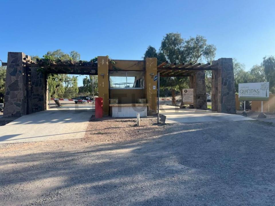 Avenida Champagnat 3060, Las Heras, Mendoza 00001, Argentina