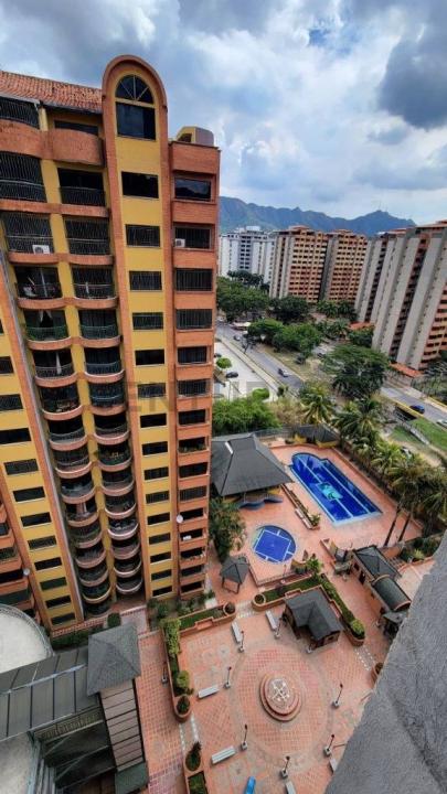 Calle Paseo La Granja Venta de Apartamento, Naguanagua, Carabobo 2005, Venezuela