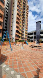 Calle Paseo La Granja Venta de Apartamento, Naguanagua, Carabobo 2005, Venezuela