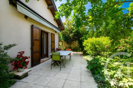 Ternay, Rhône-Alpes 69360, Fransa