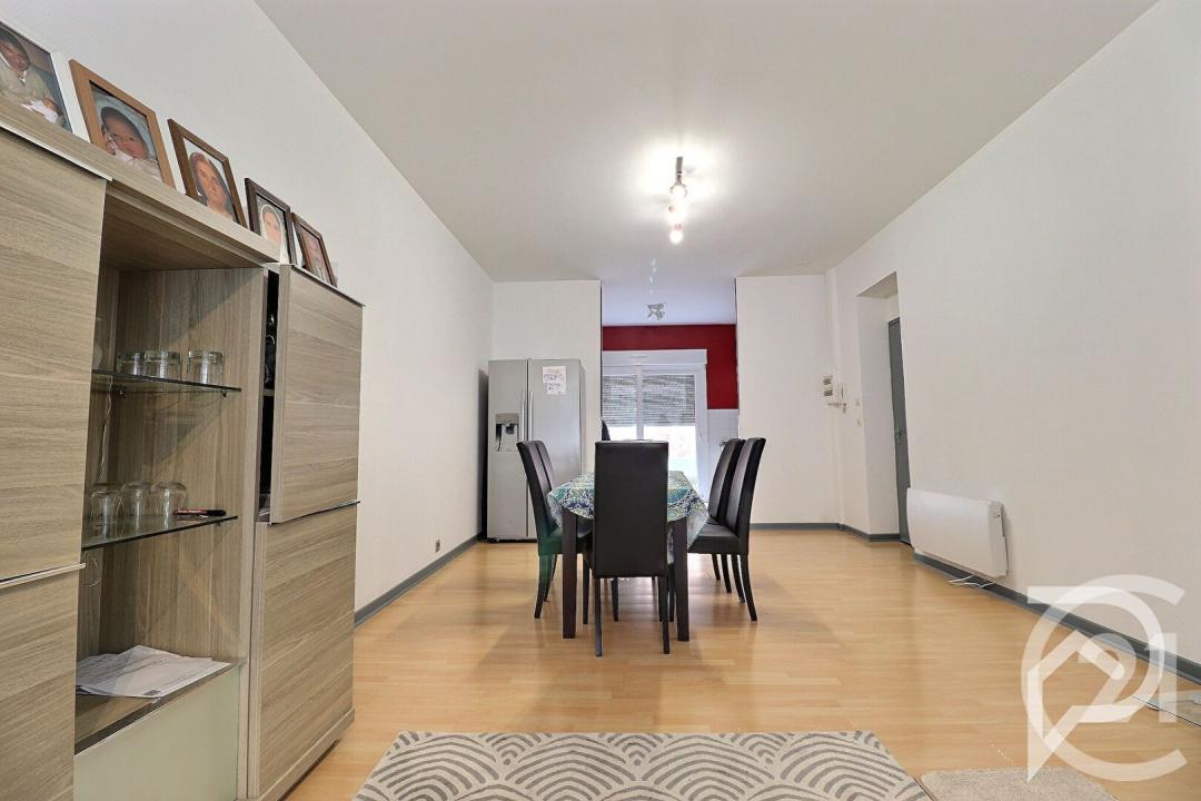 Armentieres, Nord-Pas-de-Calais 59280, France