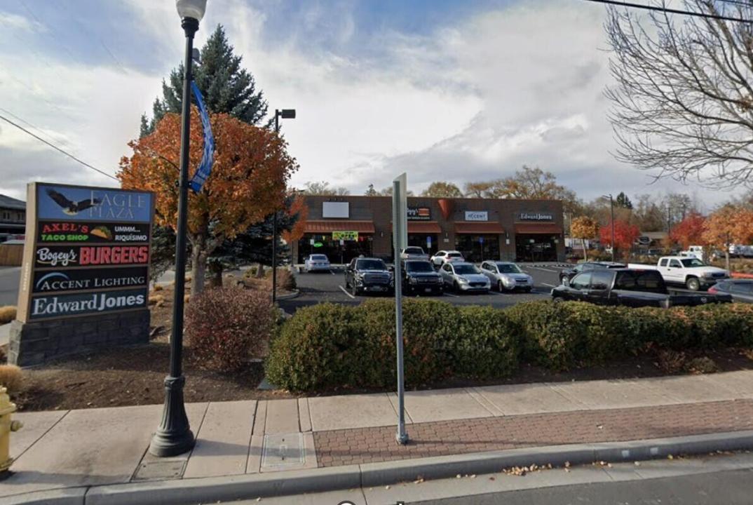 655 NW Greenwood Avenue , Suite 3, Redmond, 俄勒冈州 97756, 美国