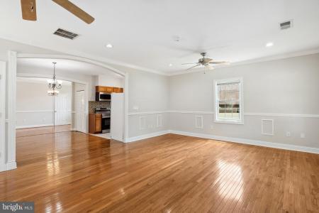 6442 Holyoke Drive, Annandale, Virginia 22003, USA