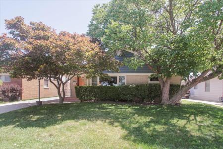 117 N Kenilworth Ave, Mount Prospect, Illinois 60056, USA