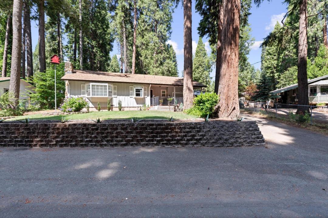 2765 Loyal Lane, Pollock Pines, California 95726, Stati Uniti